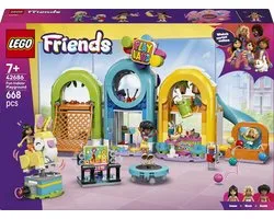 Ensemble de jeu fantasy LEGO® Friends Aire de Jeu Intérieure - Avec 3 Mini-figurines, Fosse à Balles, Attraction Lapin, Carrousel, Décoration Alien - Cadeau pour Filles, Garçons et Enfants à partir de 7 Ans – 42686