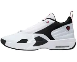 Nike jordan max aura 6 mens shoes in de kleur wit.