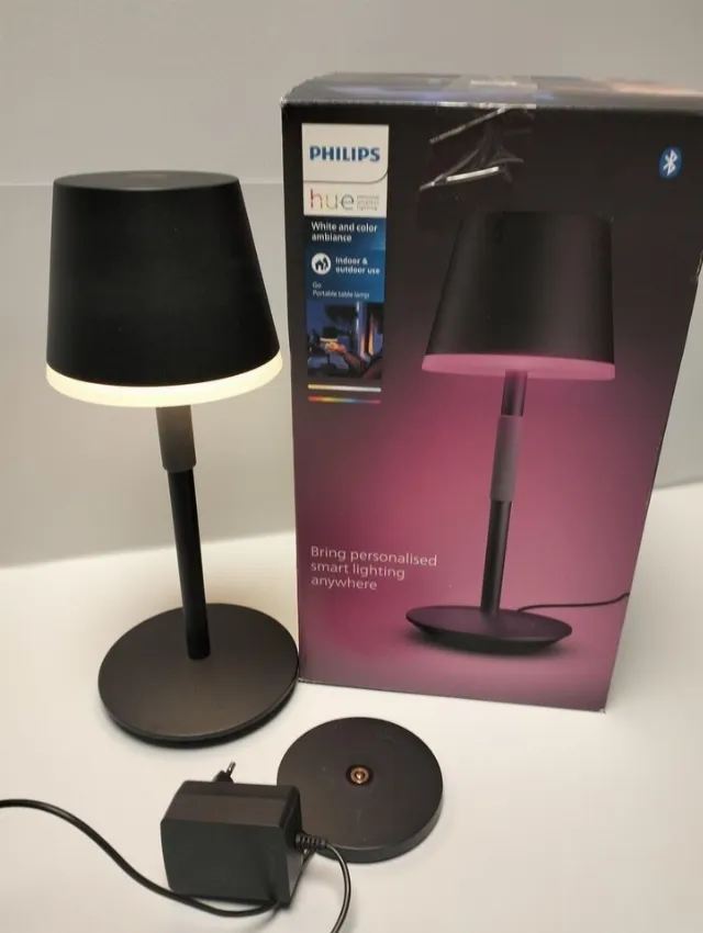 Philips Hue Go Tragbare Tischleuchte Schwarz Akku RGBW LED Smart Outdoor OVP NEU