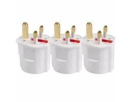 3x Adaptateur de voyage Eazly type G - Idéal pour les voyages en Angleterre, Écosse, Malte, Singapour, Hong Kong et Malaisie - Adaptateur de vacances en blanc