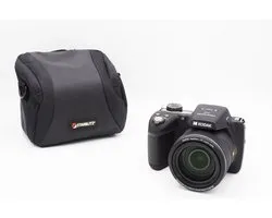 Kodak Pixpro AZ425 - Compactcamera - Zwart - + 32GB geheugenkaart - + Tas