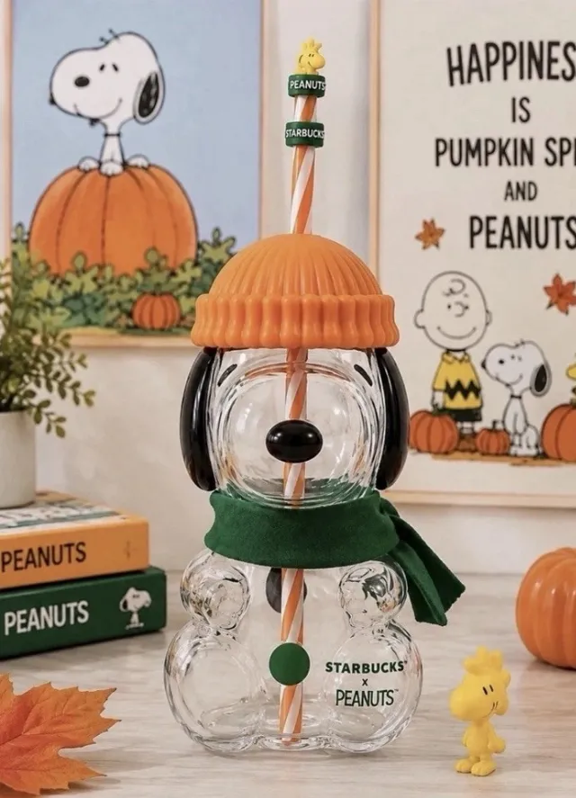 Starbucks x Peanuts Snoopy Glass Cup  22oz  Ready To Ship 🚀📦