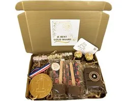 Goud waard choco brievenbus cadeau - chocolade - chocoladestick - marshmallows - ferrero rocher - valentijn