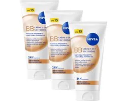 NIVEA Essentials 5in1 BB Dagcrème Medium SPF 15 - BB Cream - Jojoba-olie - Hydrateert en Camoufleert - Gekleurde Dagcrème - Voordeelverpakking 3x50 ml
