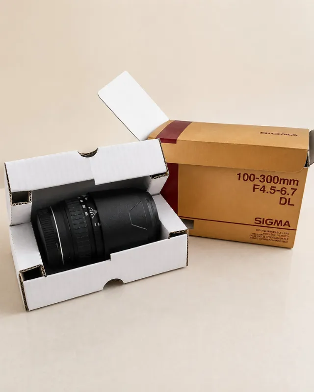 SIGMA 100-300mm f/4.5-6.7 DL Téléobjectif Zoom Minolta AF Sony A + Boîte