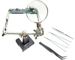 3e Hand Soldeerhulp met Loep, 4 X Pincet, Verstelbare Klemmen & Vergrootglas, Elektronica, Modelbouw & Reparaties