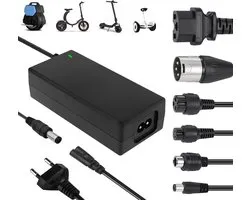 Elektrische Fietsoplader - Oplader Voor Elektrische Steps - 36V/42V 2A Universele Oplader - Met 6 Batterijlader Connectoren - Acculader - Hoverboard Drift Trikes -Elektrische Scooter Hoverboard Loopfiets - Geschikt Voor Xiaomi Mi Mijia M365 - 84W Max
