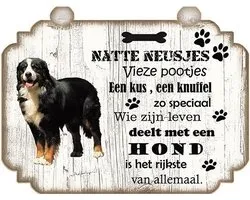 Spreukenbordje hond: Berner Sennen