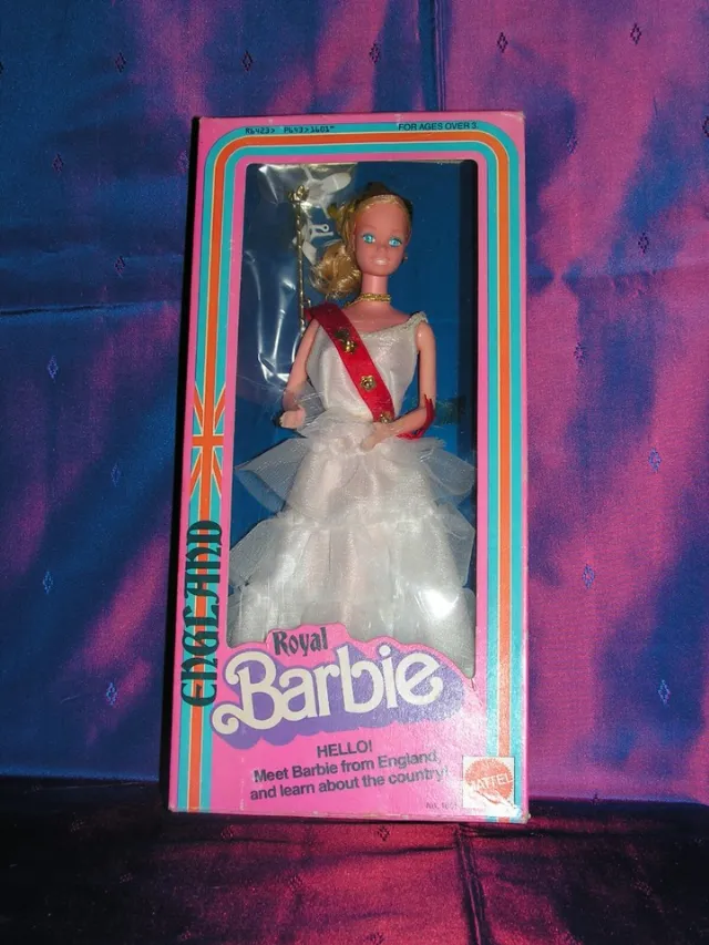 BARBIE    vintage n° 1601    ROYAL    1979 neuve