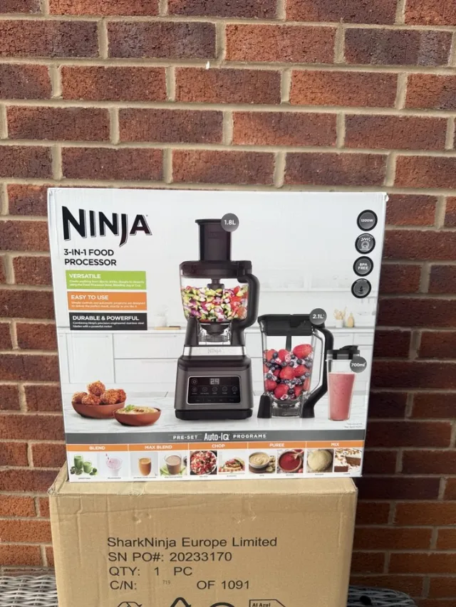 Ninja BN800UK 3-in-1 Food Processor & Blender with Auto-IQ Brand New Sealed