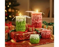 Bougies parfumées de Noël (Set de 4) – Handgemaakt – Mix de cire de soja – Motif de Noël 3D (« Joyeux Noël » et renne) – Dégradé vert olive et rouge – Aroma Fris et subtil