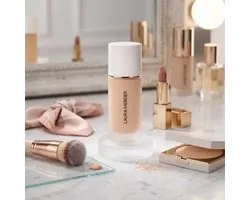 Laura Mercier Real Flawless Weightless Perfecting Foundation - 0N1 Silk