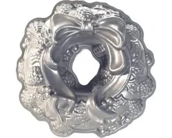 Tulband Bakvorm "Holiday Wreath Bundt Pan" - Nordic Ware | Sparkling Silver Holiday