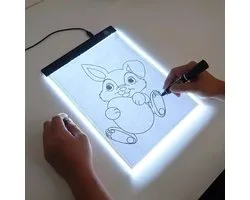 Diamond Painting Light Pad A4 - Lightpad A4 - Dimbaar - 3 standen - Tekenbord - Lichtbord - Lichtplaat - Diamond Paintings - Led Lichtbord - A4 Led Lichtbak voor Tekenen - Diamond Painting voor volwassen - Lightpad - USB-aangedreven - 30*20cm