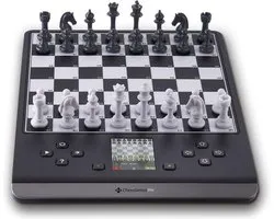 MILLENNIUM ChessGenius PRO - Schaakcomputer voor beginners tot clubschakers - Nederlandstalig