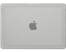 Incase Edge Hardshell Hoesje MacBook Air 13 (M2-M5) – Matte Afwerking met Verhoogde Randbumpers – Volledige Toegang tot Alle Poorten – Gemaakt van 100% Makrolon® Polycarbonaat - Transparant
