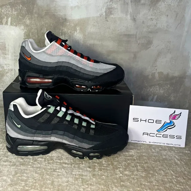 Nike Air Max 95 Liverpool Air Cushion Lace-Up Trainers UK 11 MPN IX7923-001