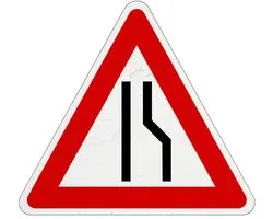 Wegversmalling rechts bord - J18 | Sign Again materiaal | 30 cm