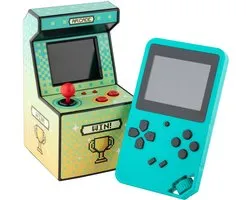 Toy Universe Retro Arcade Game 2-Pack – Handheld & Mini Arcade Console | 200 Ingebouwde 8-Bit Spellen | 2.5 & 2.8 TFT Schermen | Draagbare Game Consoles voor Jong en Oud | 2 Jaar Garantie