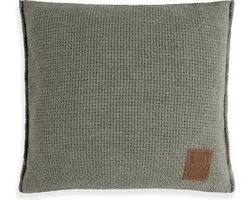 Knit Factory Jesse Sierkussen - Vierkant kussen - Kussen woonkamer - Bank kussen - Decoratie kussen - Urban Green - 50x50 cm - Kussenhoes inclusief kussenvulling