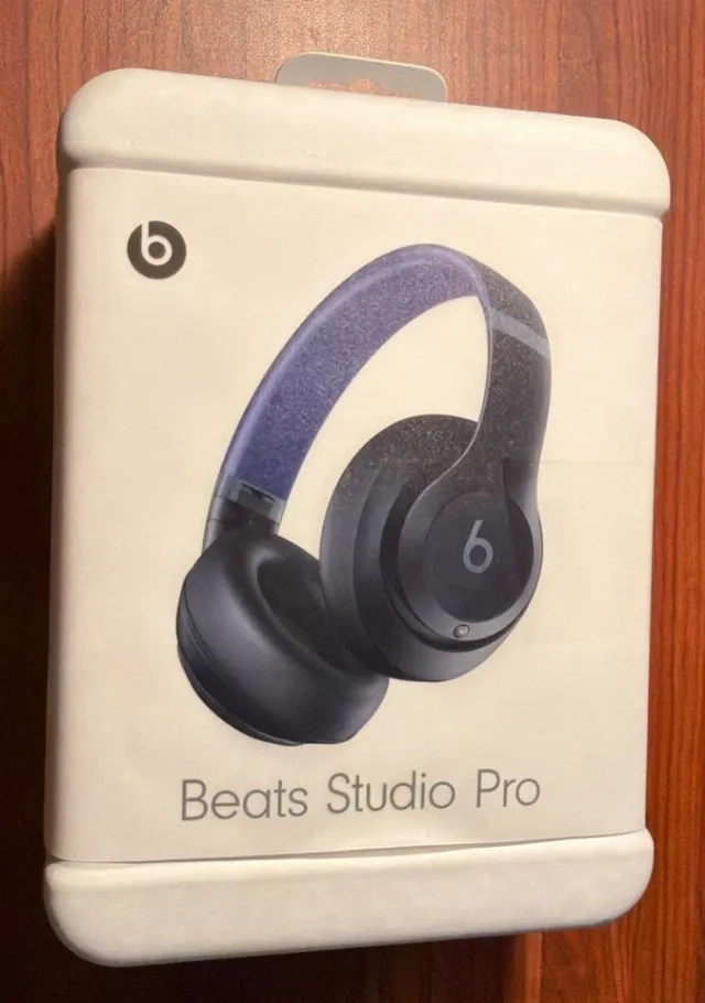 Beats by Dr. Dre Studio Pro Wireless Bluetooth Headphones - Navy MQTQ3LL/A