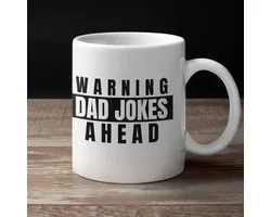 Vaderdag Cadeau Voor Man - Beker / Mok met tekst Warning Dad Jokes Ahead - Geschenk Mannen, Papa's & Vaders - Kleur Wit