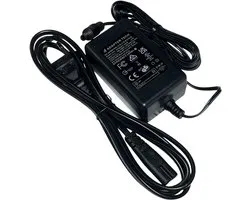 Adapter / Universele lader Input 100-240 v - Output 24 v - 1,0 A (24 w) Merk Adapter Tech Incl. 1,80 mtr laadkabel