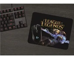 league of legends - arcane - ezreal - tapis de souris - gaming