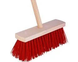 Talen Tools - Bezem - Rood - Harde haren - Houten steel - 120 centimeter