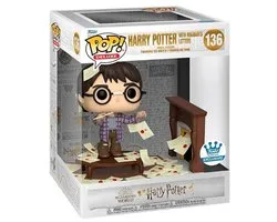 Funko Pop! Movies: Harry Potter - Harry Potter with Hogwarts Deluxe 20th Anniversary Funko Shop Exclusive